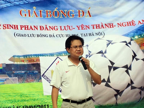 Anh Nguyễn Viết Thu - TGĐ Công ty CP phát triển bóng đá VN (VFD) tâm sự với giải đấu