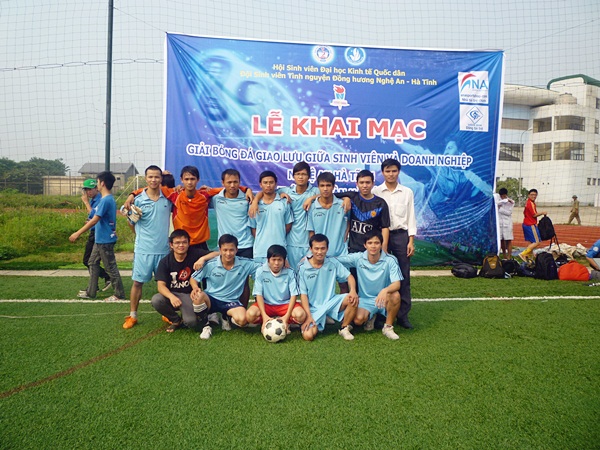 Hình ảnh Đội bóng tham gia giải Nghệ Tĩnh Open Cup lần IV- năm 2011 tranh Cup Anasport